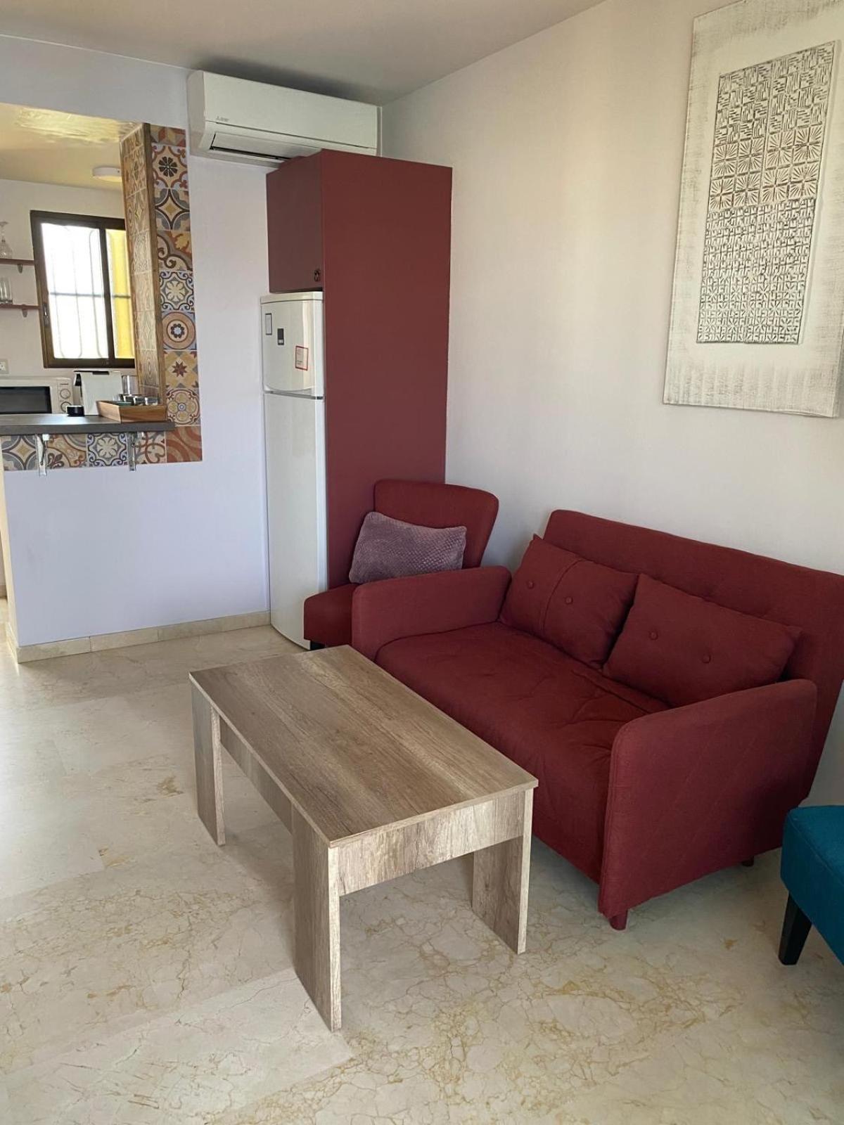 At Trinisol Ii - Beni's & Seaside! Apartment *